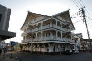 monumentenparamaribo.jpg